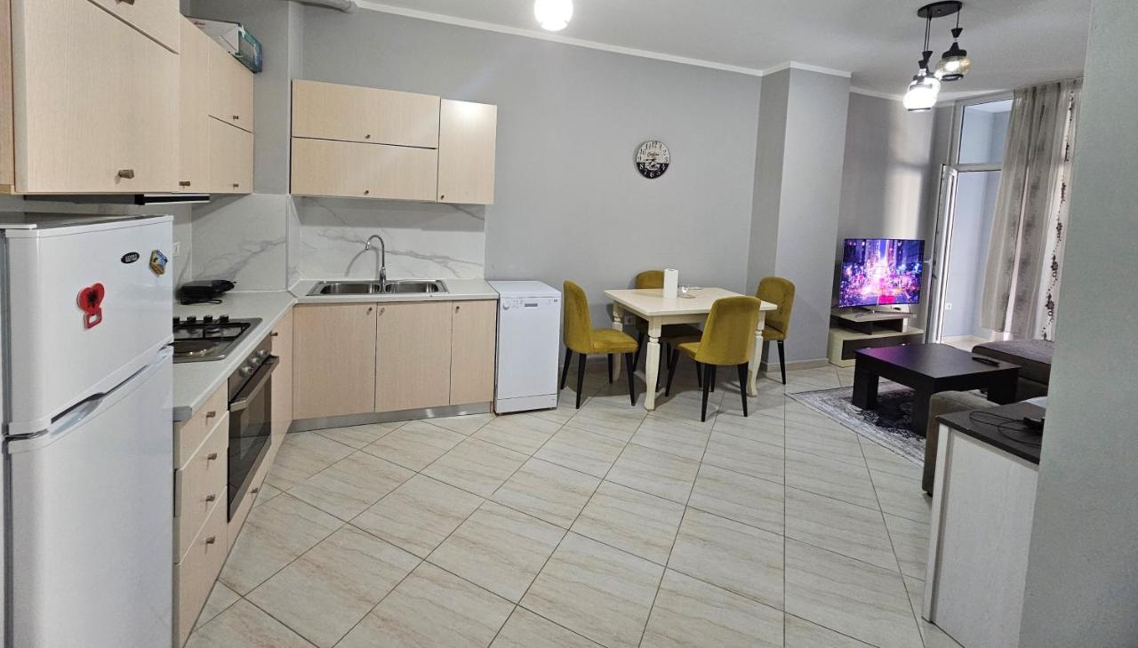 Pleasing Place With Free Parking On Site In Tirana Komuna E Parisit Экстерьер фото