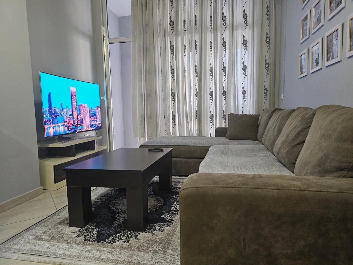 Pleasing Place With Free Parking On Site In Tirana Komuna E Parisit Экстерьер фото