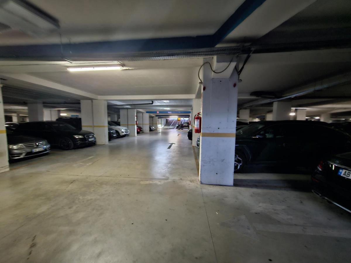 Pleasing Place With Free Parking On Site In Tirana Komuna E Parisit Экстерьер фото